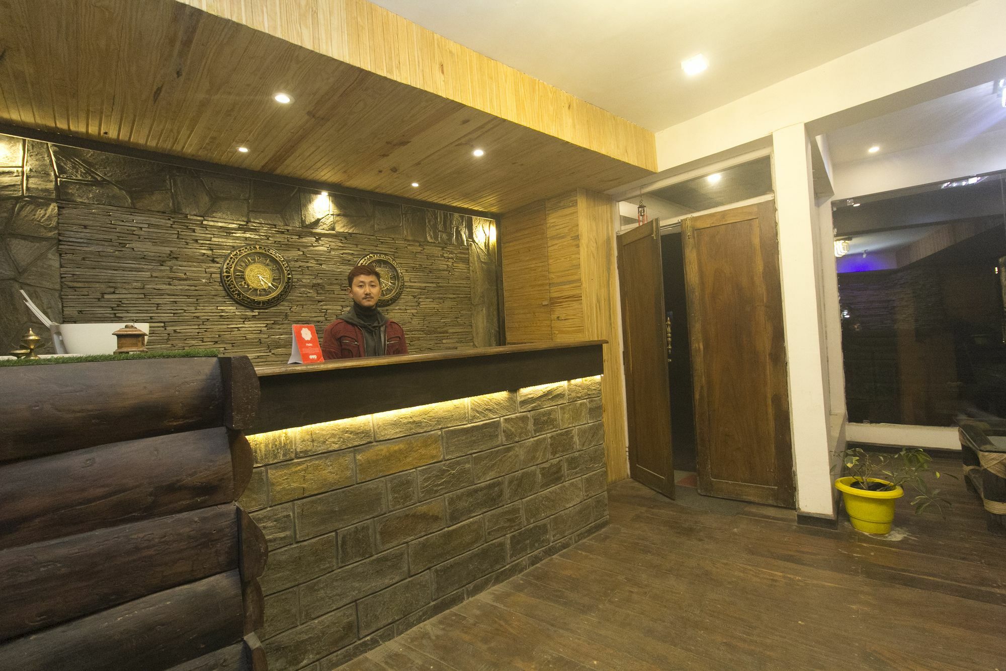 Oyo 9454 Hotel Golden Leaf 大吉岭 外观 照片